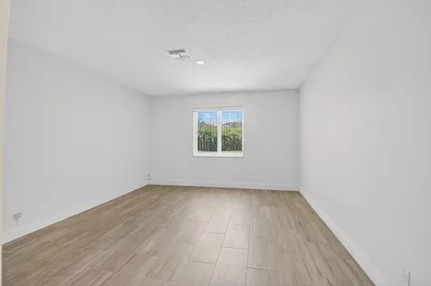 13984 Vía Flora Delray Beach FL 33484