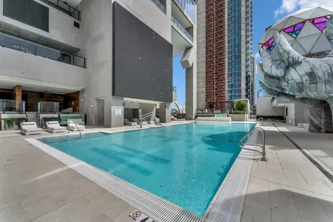 20 NE 11th Street Miami FL 33132