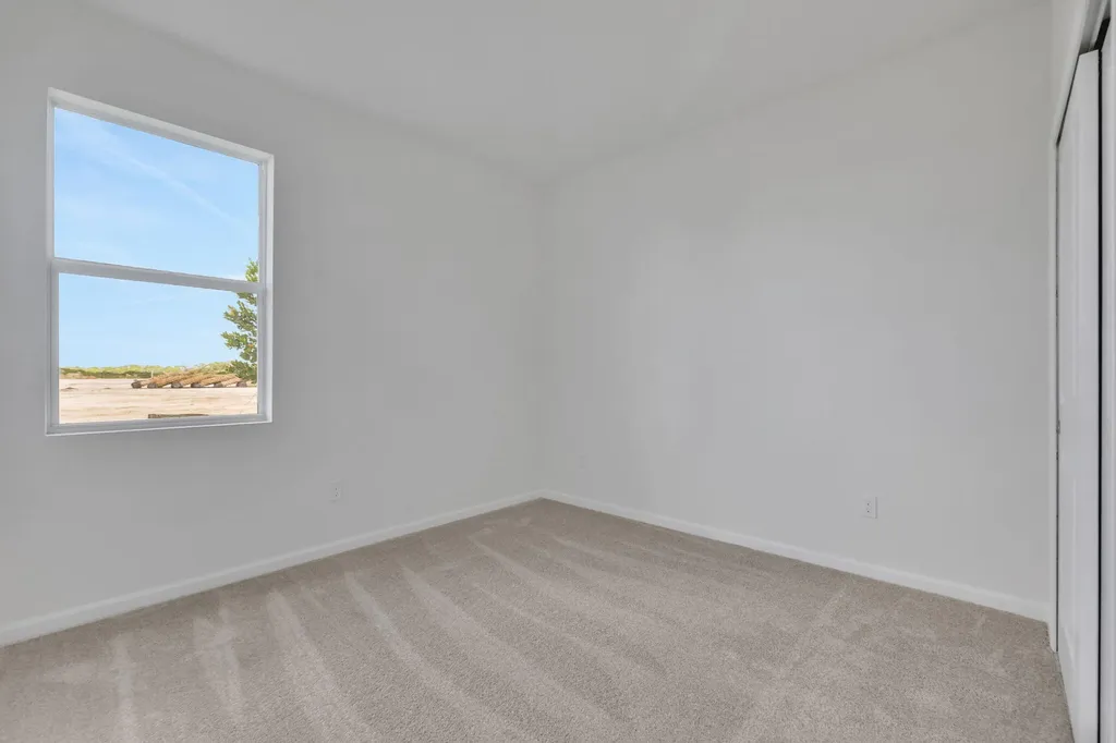 10716 NW Suncrest Lp Port St Lucie FL 34987