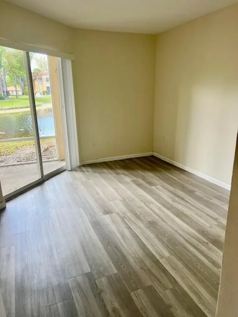 4879 Via Palm Lakes West Palm Beach FL 33417