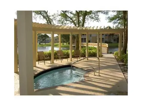 4879 Via Palm Lakes West Palm Beach FL 33417