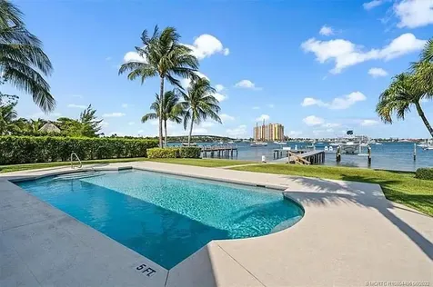 2941 Lake Drive Singer Island FL 33404