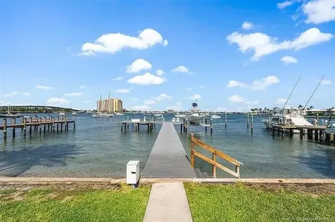 2941 Lake Drive Singer Island FL 33404