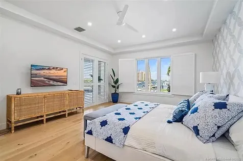 2941 Lake Drive Singer Island FL 33404