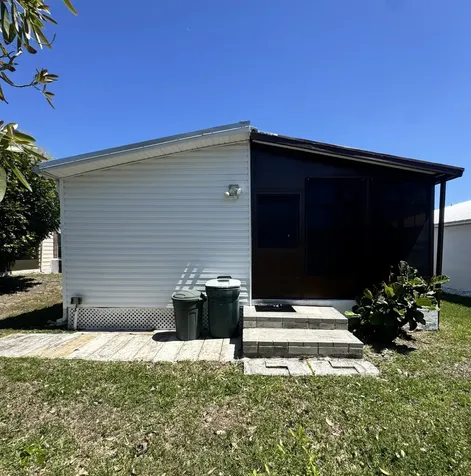 37 San Roberto Fort Pierce FL 34951