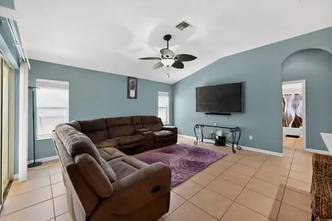 5785 NW Dublin Drive Port St Lucie FL 34986