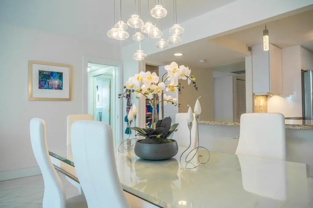 3180 NE 48th Court Lighthouse Point FL 33064
