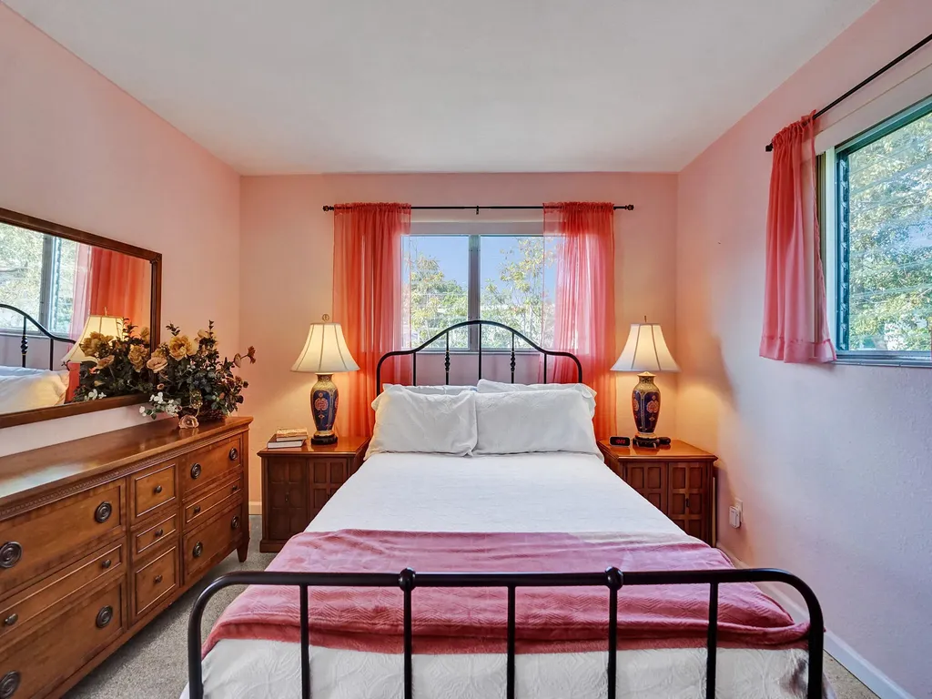 1115 SE 14th Place Fort Lauderdale FL 33316