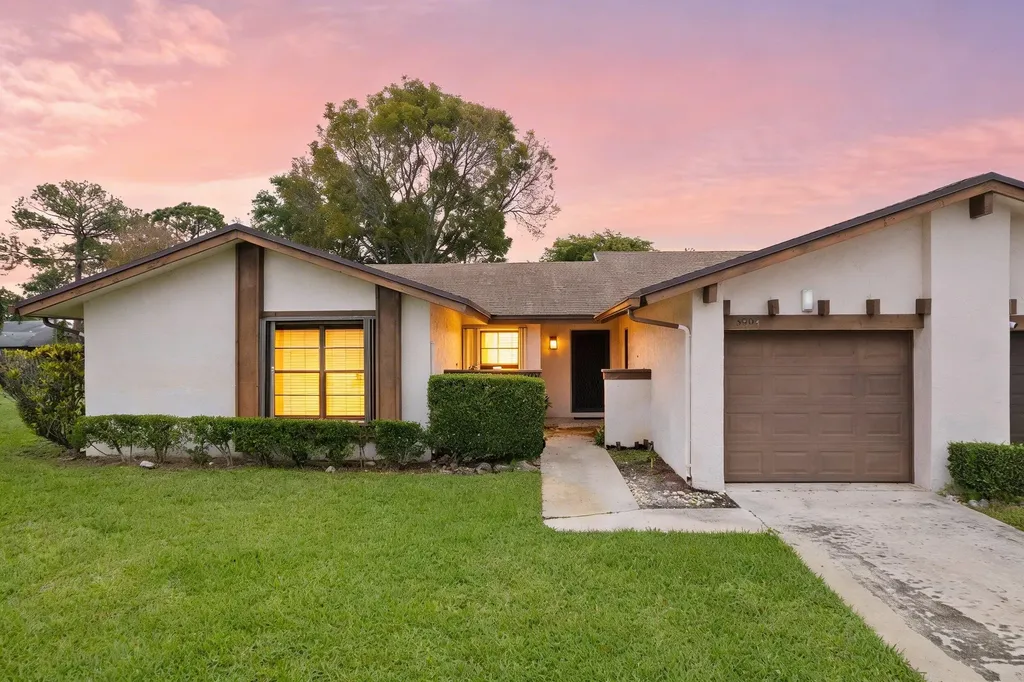 3804 Devenport Court Greenacres FL 33463