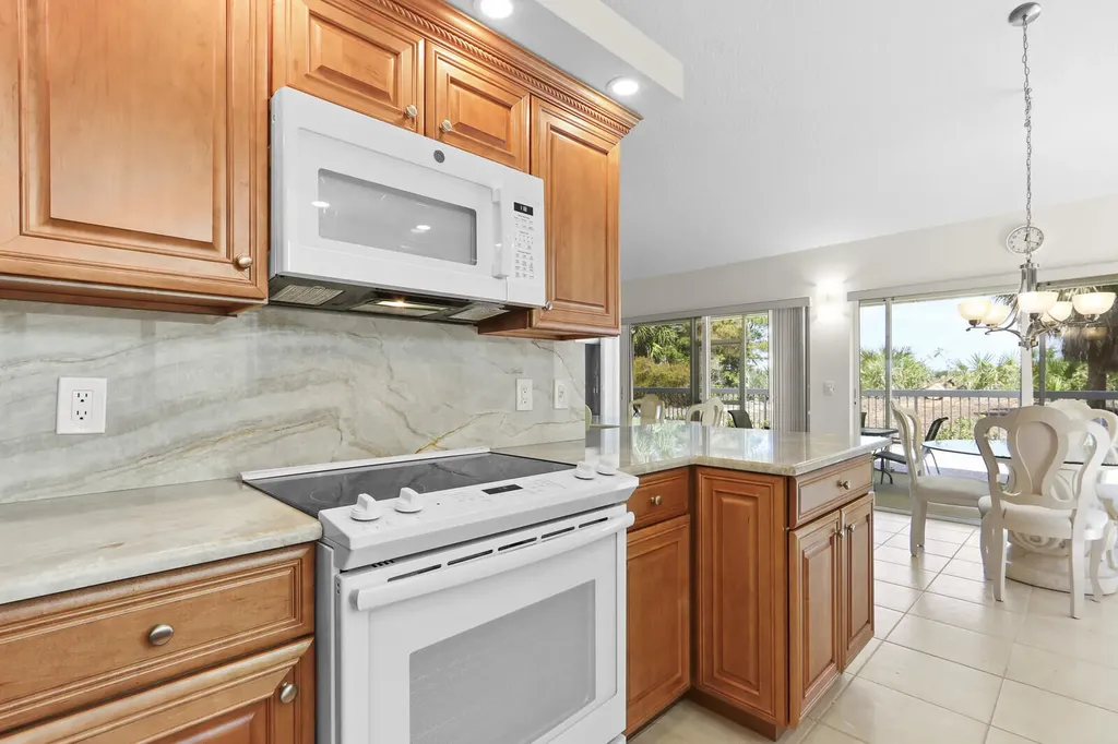 327 Ridge Road Jupiter FL 33477