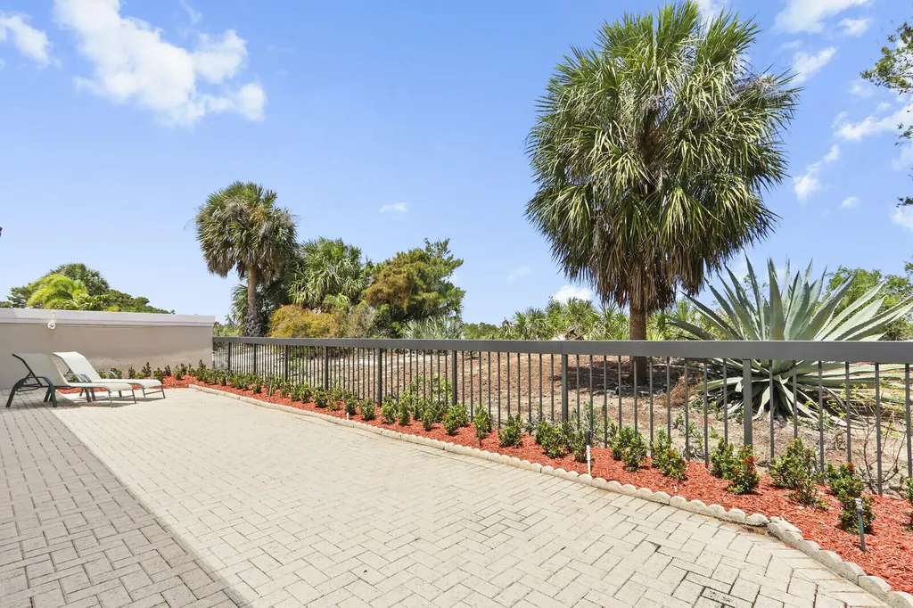 327 Ridge Road Jupiter FL 33477