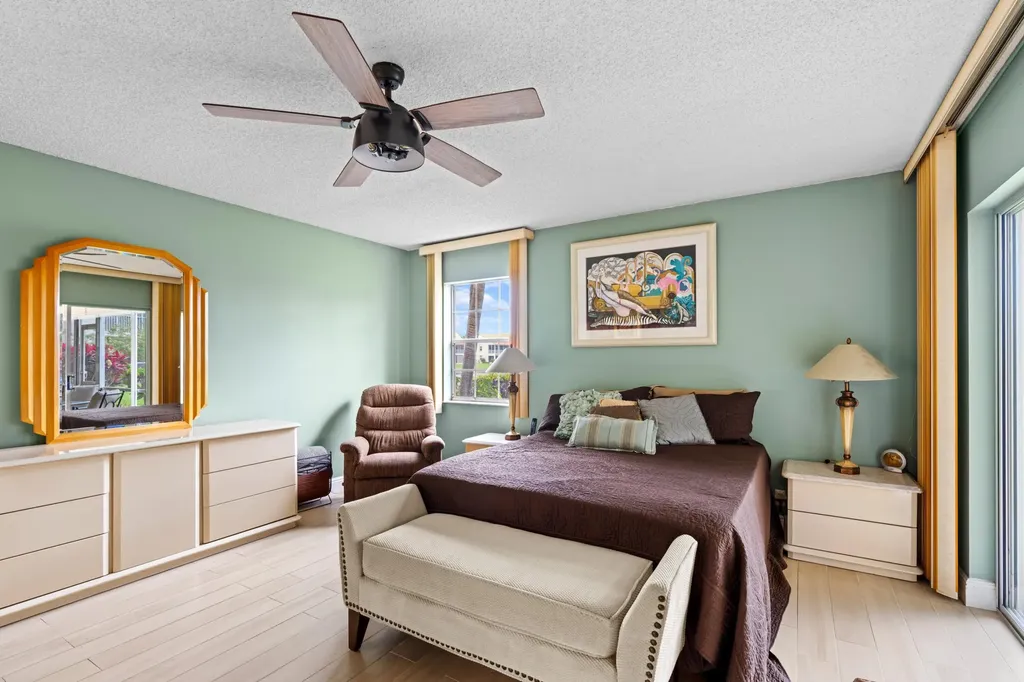 14407 Via Royale Delray Beach FL 33446