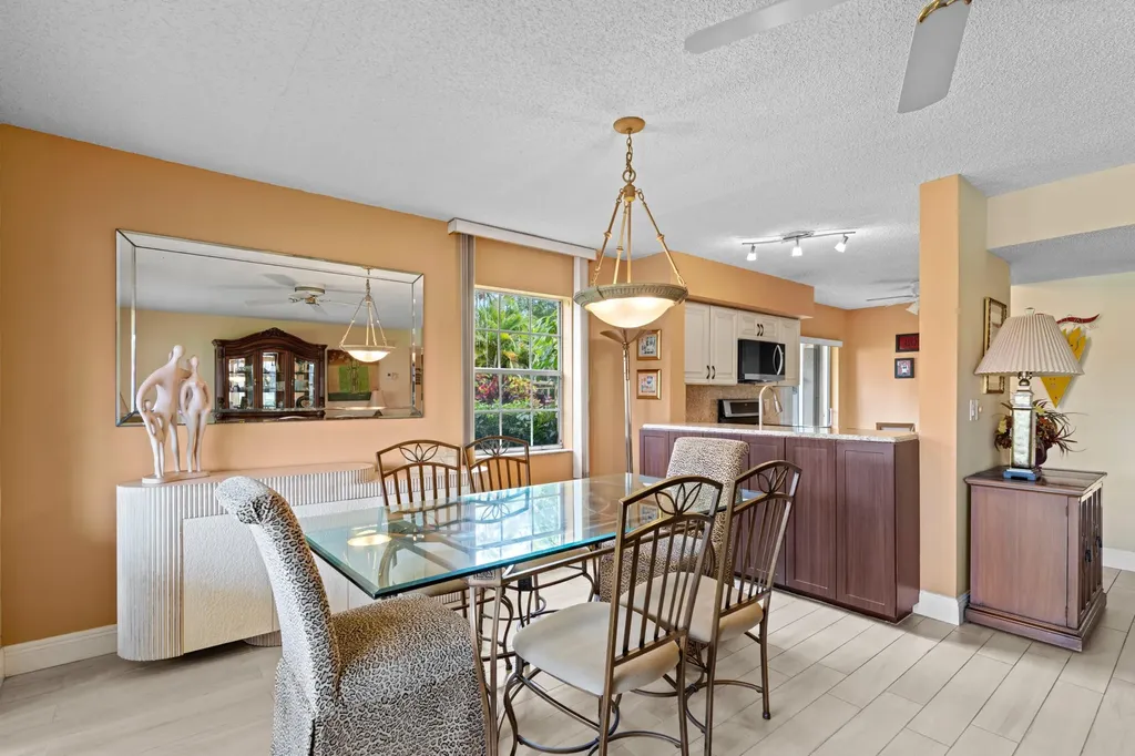 14407 Via Royale Delray Beach FL 33446