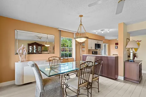 14407 Via Royale Delray Beach FL 33446