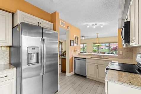 14407 Via Royale Delray Beach FL 33446