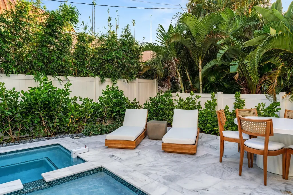 214 28th Street West Palm Beach FL 33407
