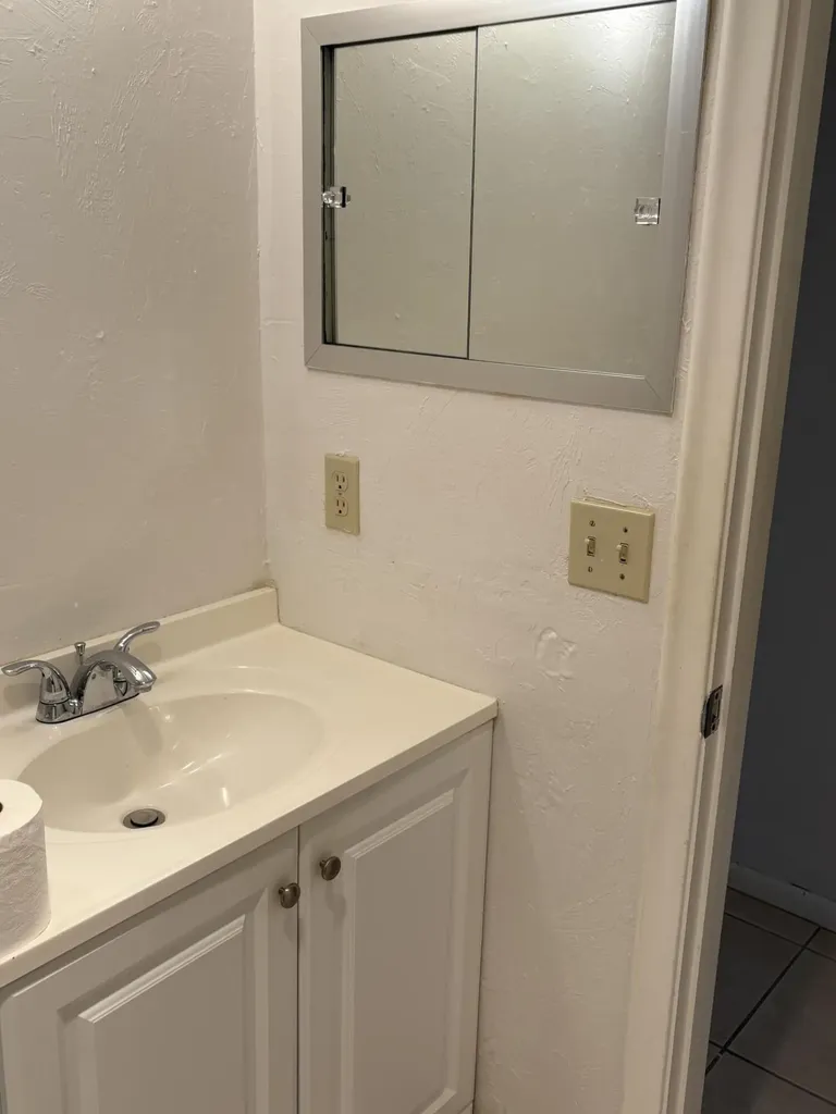 64 Sussex C West Palm Beach FL 33417