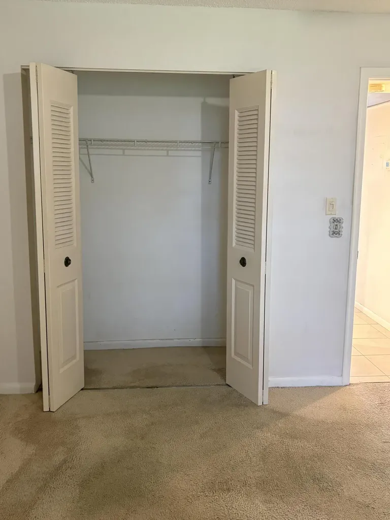 64 Sussex C West Palm Beach FL 33417