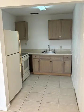 64 Sussex C West Palm Beach FL 33417
