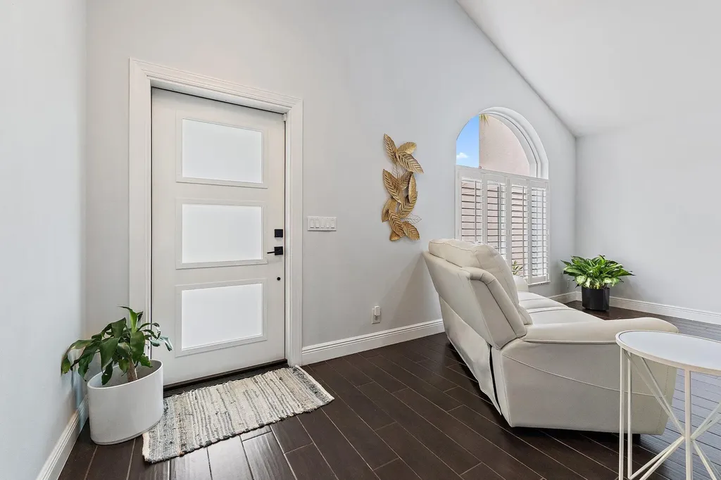 463 Woodview Circle Palm Beach Gardens FL 33418