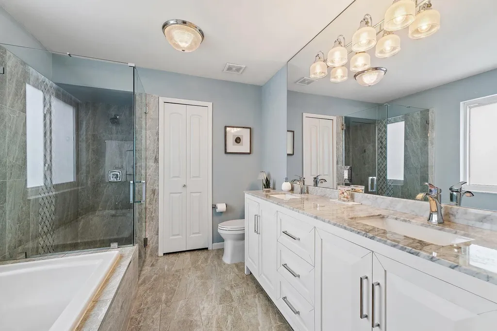 463 Woodview Circle Palm Beach Gardens FL 33418