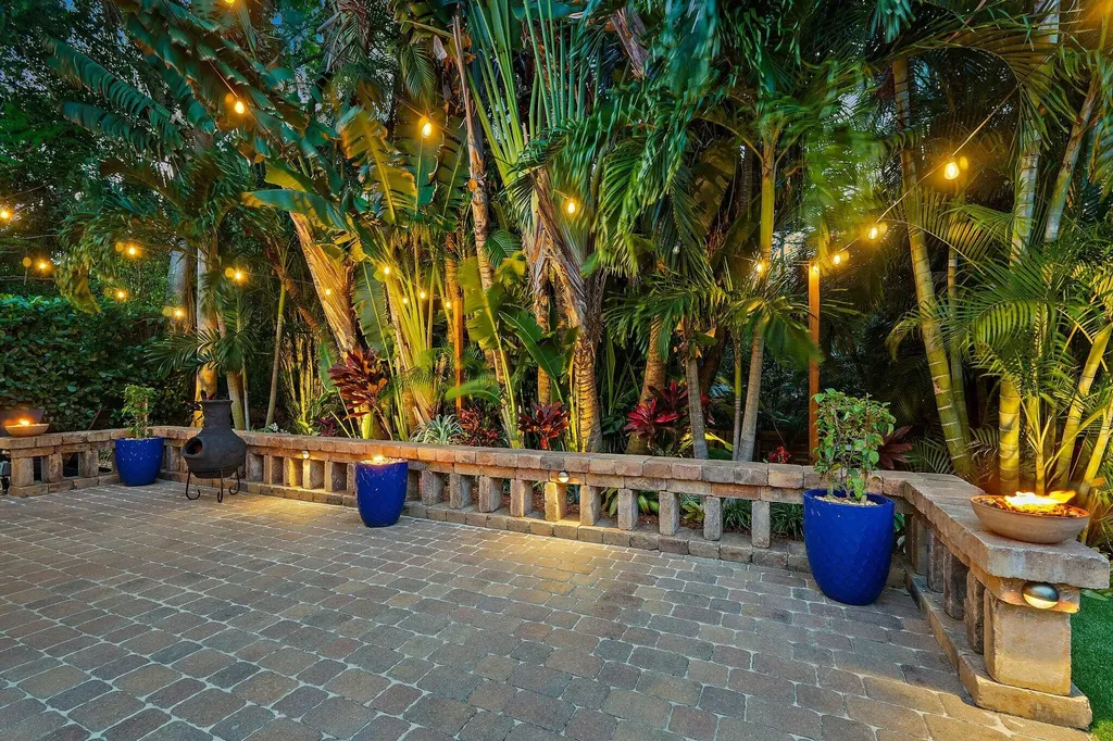 463 Woodview Circle Palm Beach Gardens FL 33418