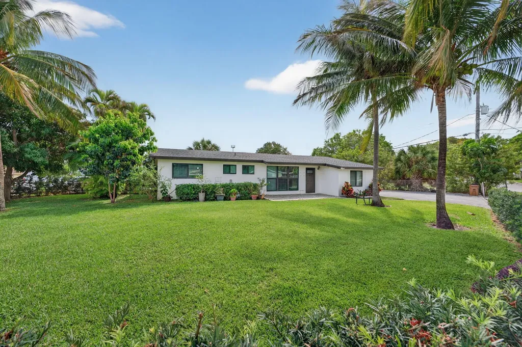 5051 NE 6th Avenue Deerfield Beach FL 33064