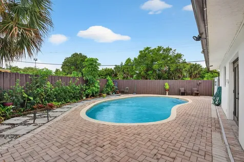 5051 NE 6th Avenue Deerfield Beach FL 33064