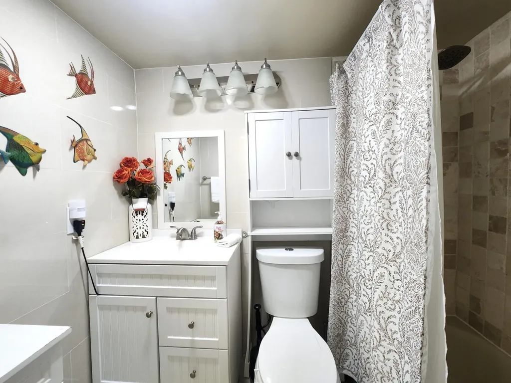 1012 Ellesmere A Deerfield Beach FL 33442