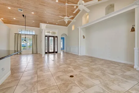 8431 SE Duncan Street Hobe Sound FL 33455