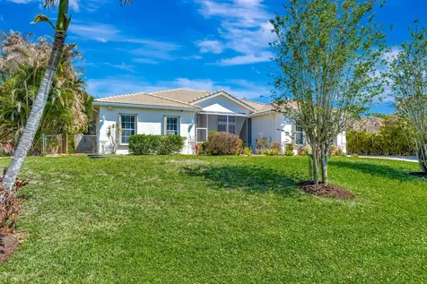 8431 SE Duncan Street Hobe Sound FL 33455