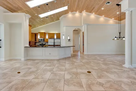 8431 SE Duncan Street Hobe Sound FL 33455