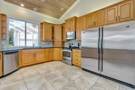 8431 SE Duncan Street Hobe Sound FL 33455