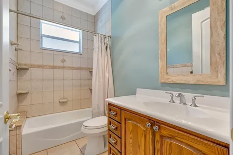 8431 SE Duncan Street Hobe Sound FL 33455