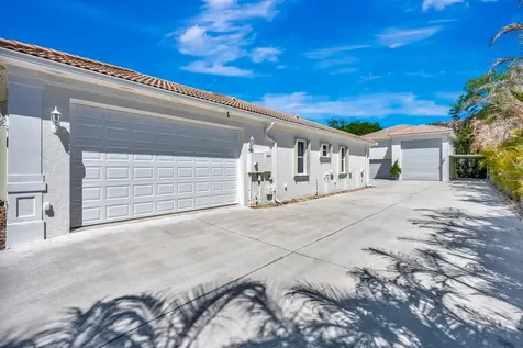 8431 SE Duncan Street Hobe Sound FL 33455