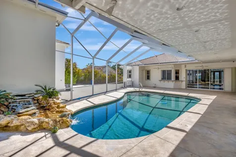 8431 SE Duncan Street Hobe Sound FL 33455