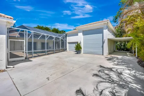 8431 SE Duncan Street Hobe Sound FL 33455