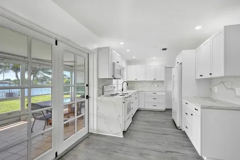 9366 NW 23rd Street Pembroke Pines FL 33024