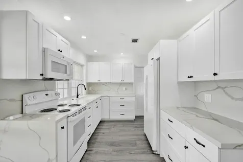 9366 NW 23rd Street Pembroke Pines FL 33024