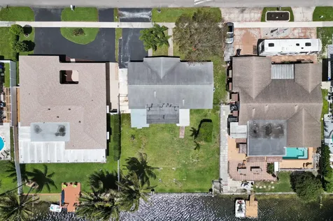 9366 NW 23rd Street Pembroke Pines FL 33024