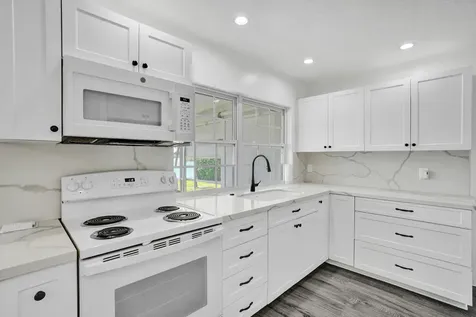 9366 NW 23rd Street Pembroke Pines FL 33024