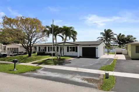 9366 NW 23rd Street Pembroke Pines FL 33024