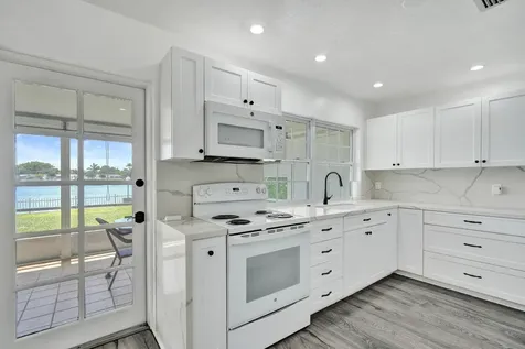 9366 NW 23rd Street Pembroke Pines FL 33024
