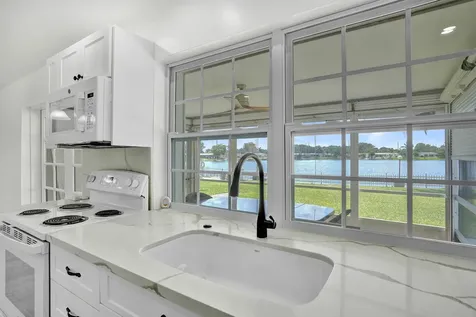 9366 NW 23rd Street Pembroke Pines FL 33024