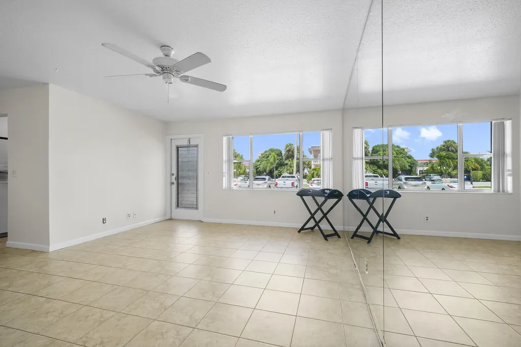 130 Doolen Court North Palm Beach FL 33408