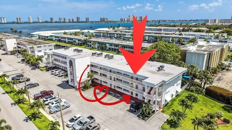 130 Doolen Court North Palm Beach FL 33408