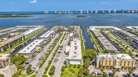 130 Doolen Court North Palm Beach FL 33408