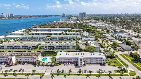 130 Doolen Court North Palm Beach FL 33408