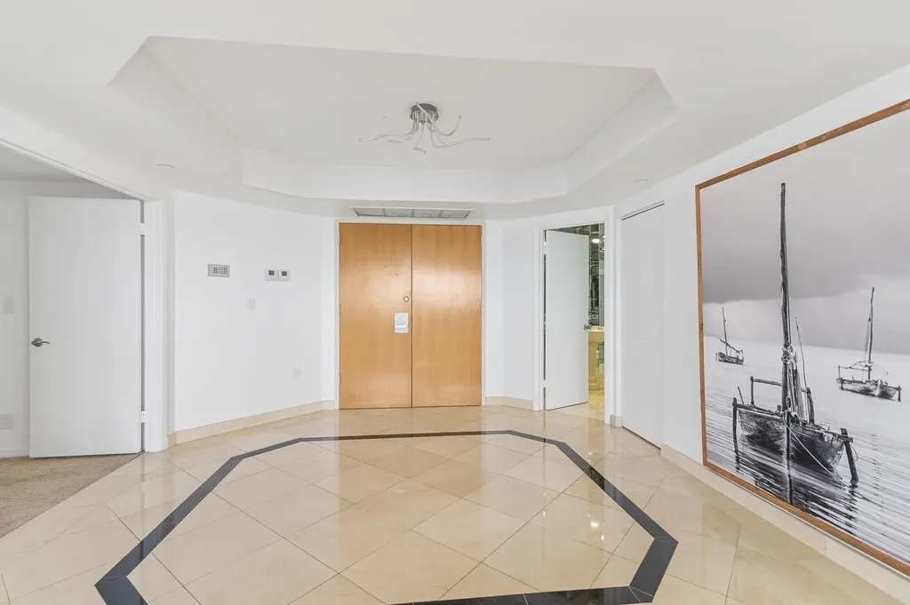 20185 E Country Club Drive Aventura FL 33180