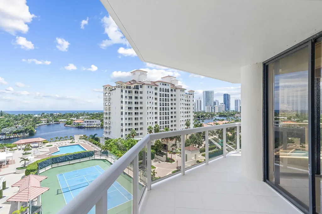 20185 E Country Club Drive Aventura FL 33180